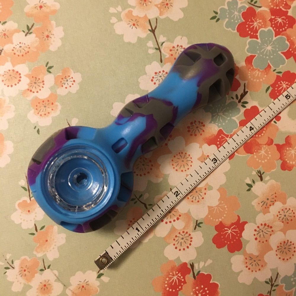 Silicone blue purple grey camo with stick & saving new never used Lightweight